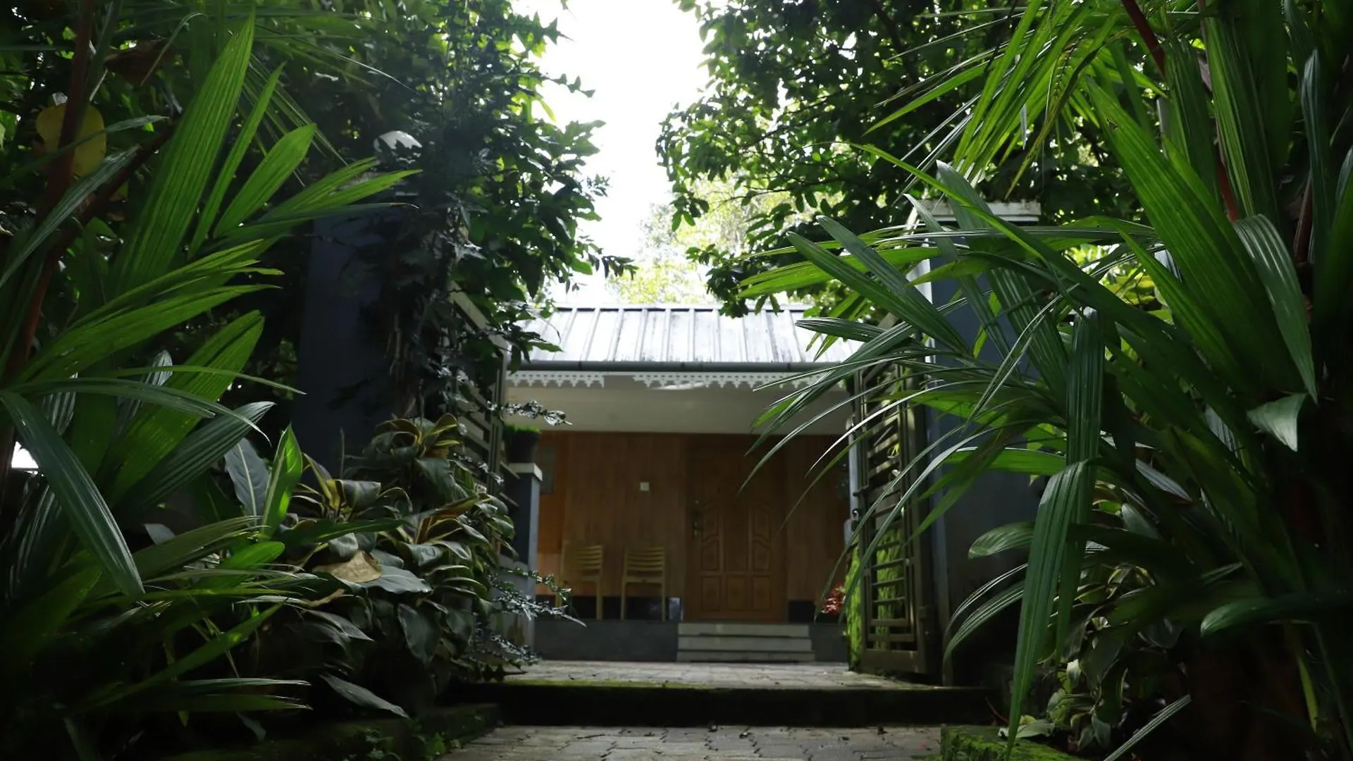 Gems Villa Anachal 0*,  India