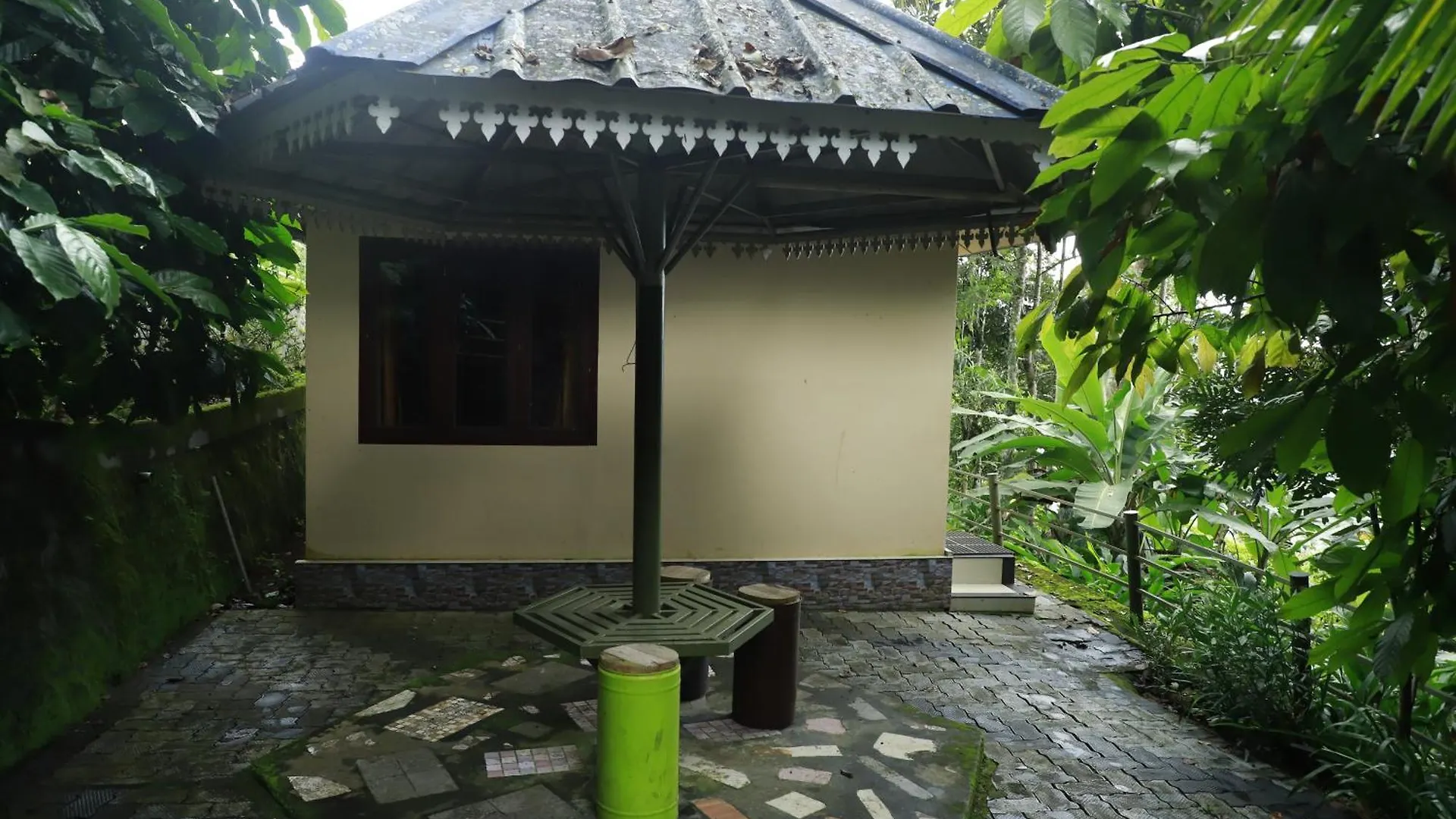 Gems Villa Anachal