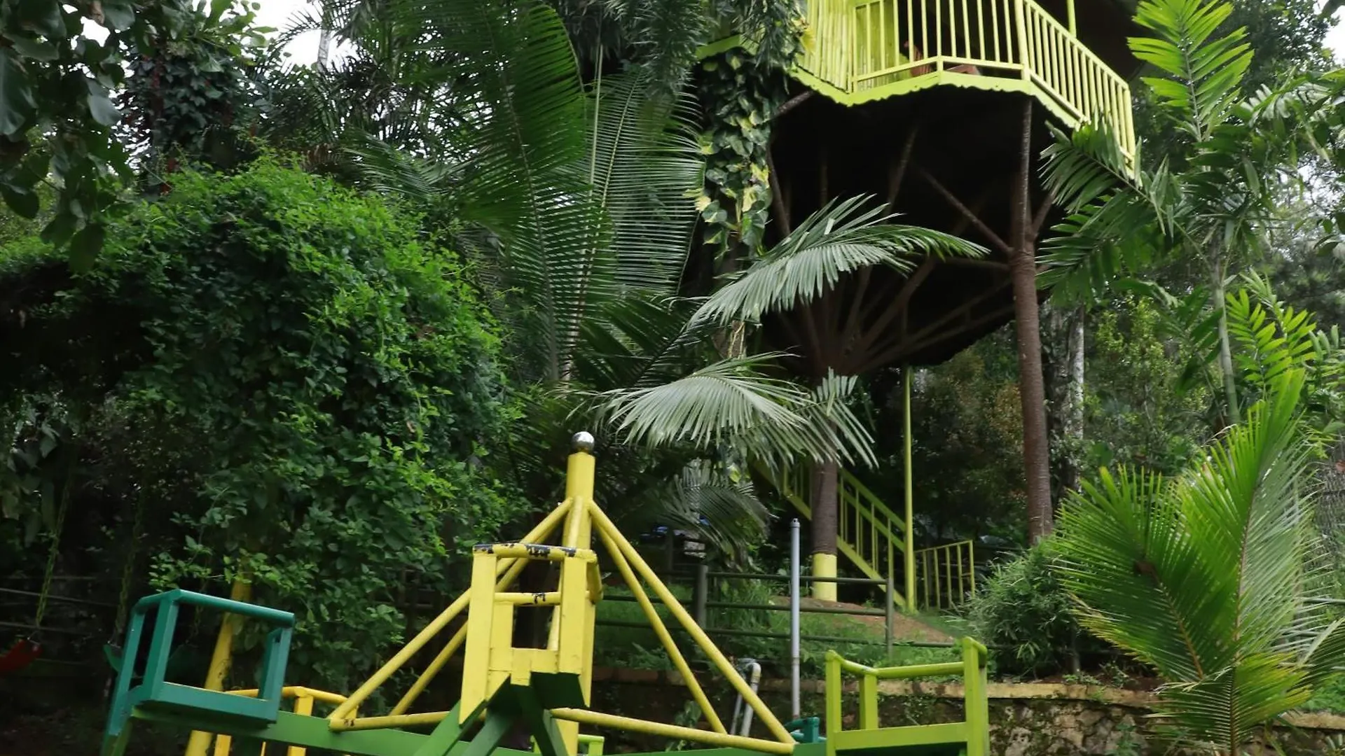 Gems Villa Anachal Apartment